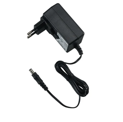 PIANO DIGITAL 88 TECLAS P-145BTB BLACK - YAMAHA + ADAPTADOR DE CORRIENTE PA150B - YAMAHA